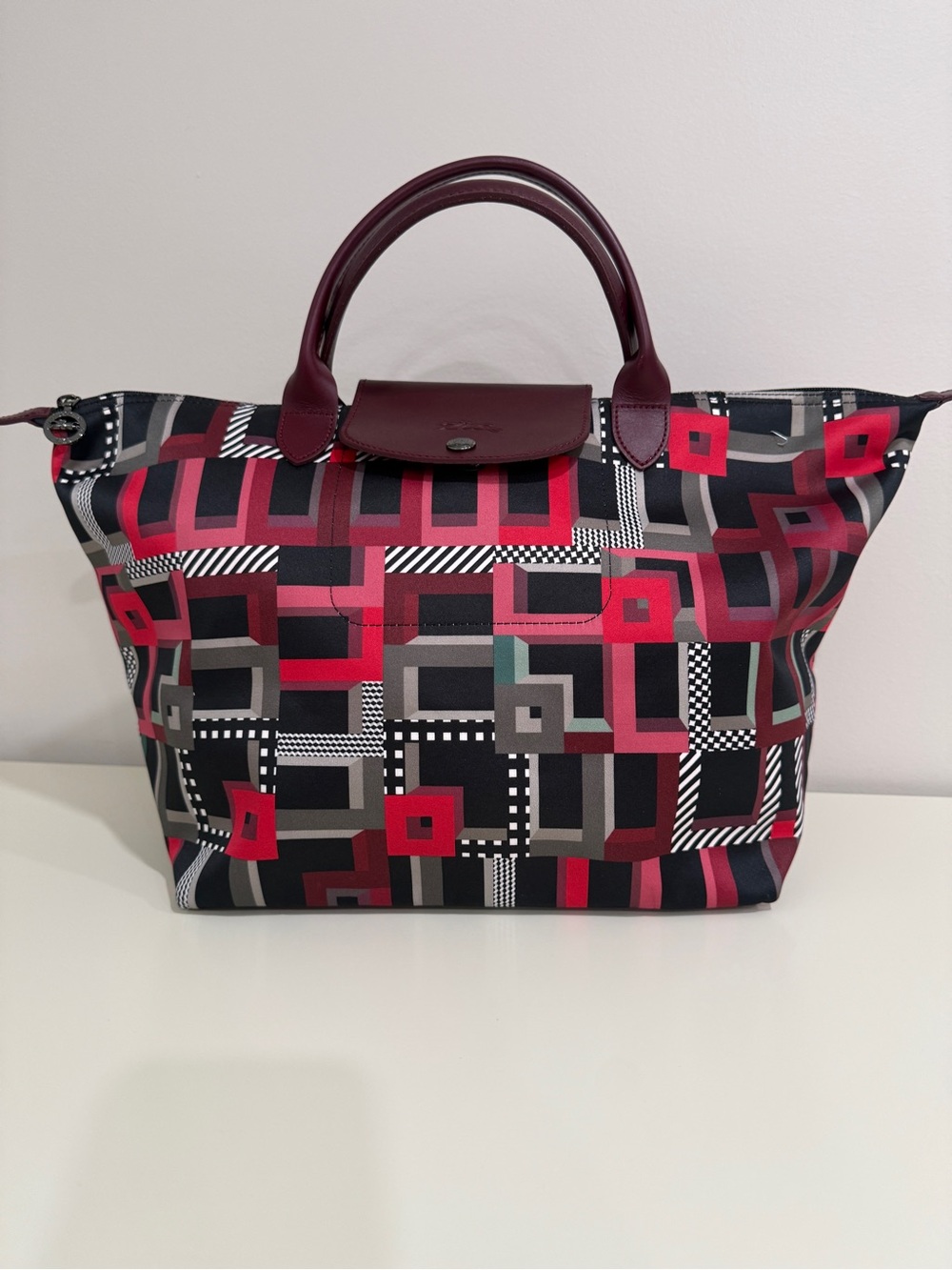Longchamp Artwalk Geometric Print Tote - Red, Black, Gray